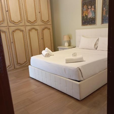 San Giovanni Apartment With Balcony 로마 외부 사진