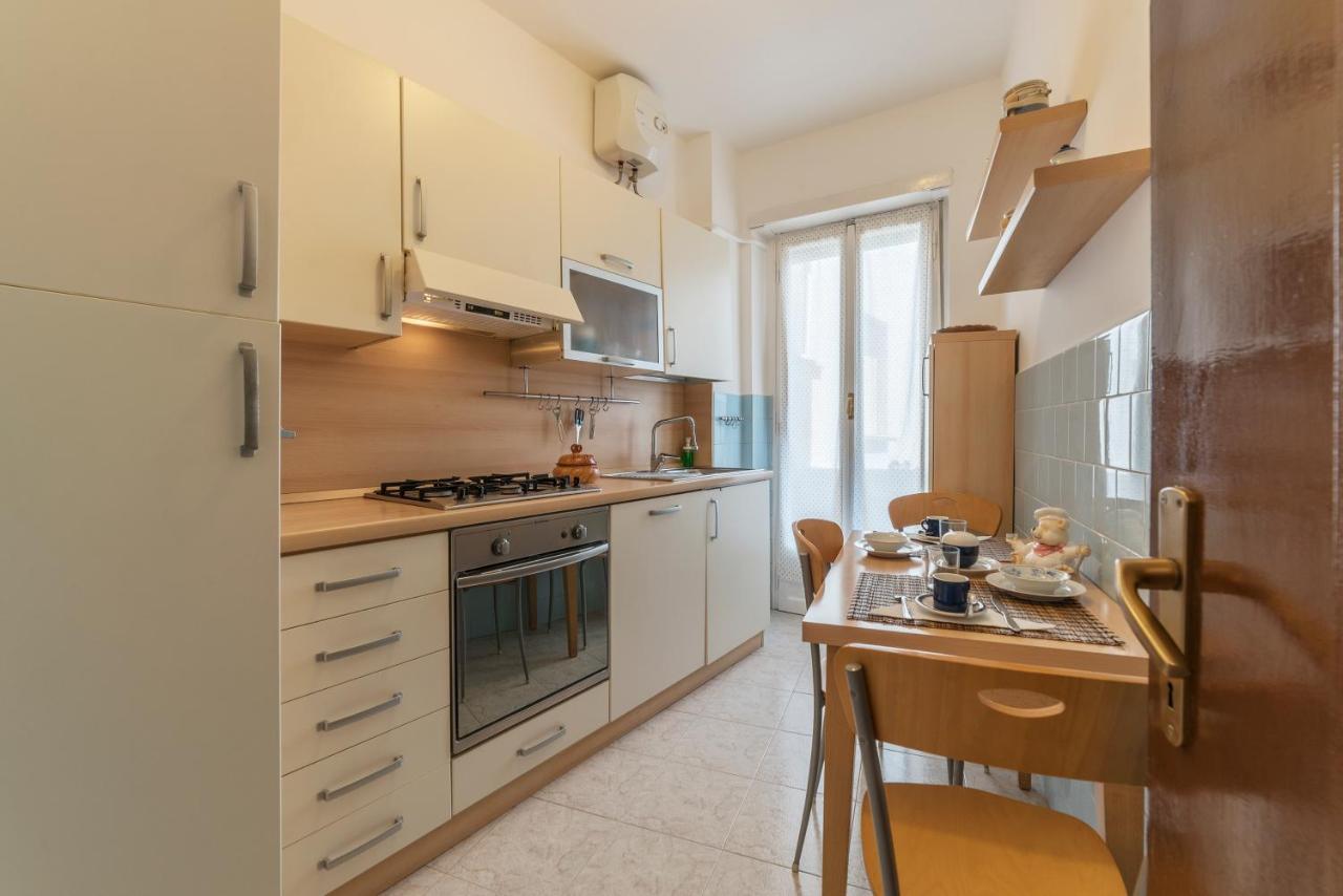 San Giovanni Apartment With Balcony 로마 외부 사진