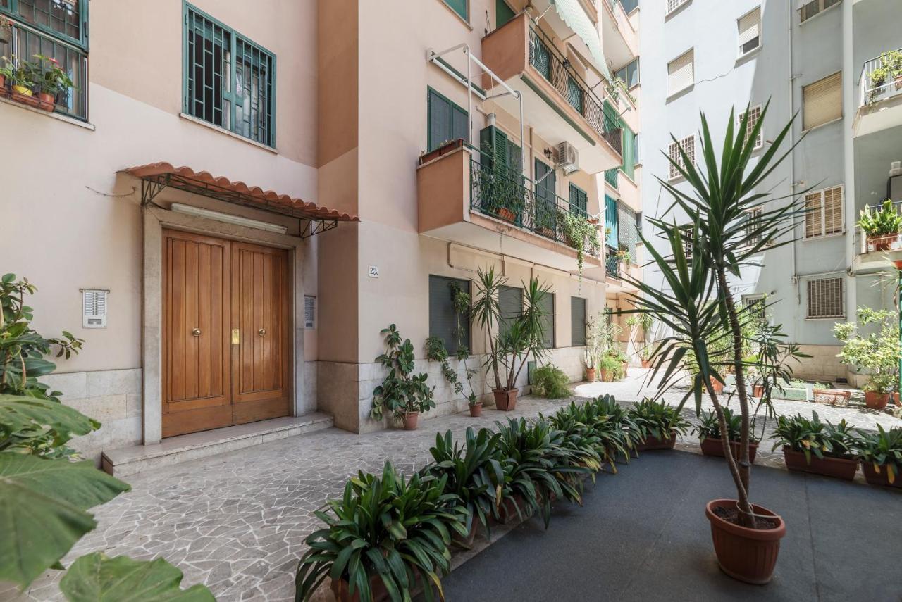 San Giovanni Apartment With Balcony 로마 외부 사진