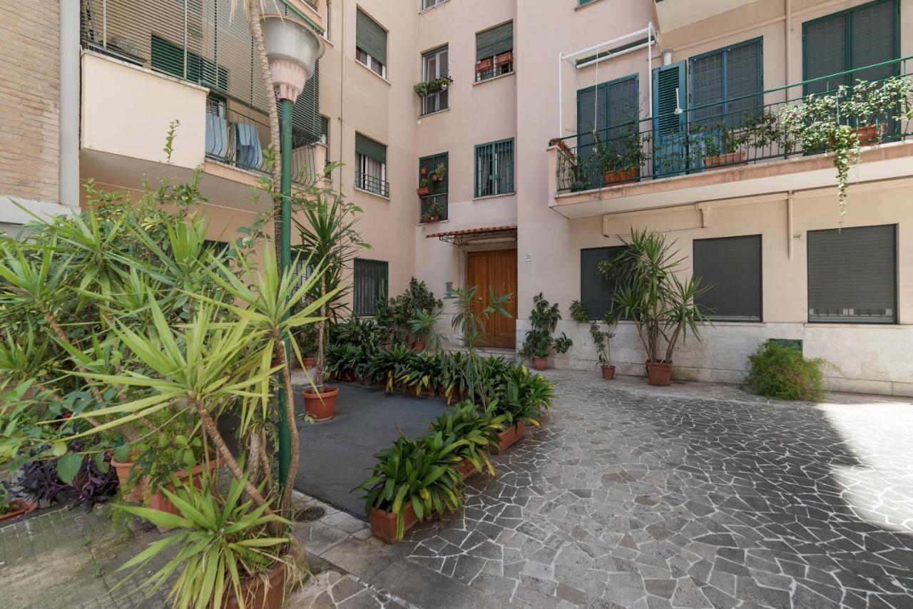 San Giovanni Apartment With Balcony 로마 외부 사진